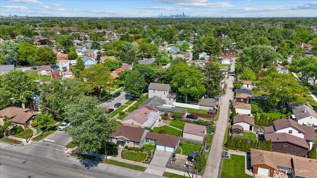 3201 Kemman Avenue, Brookfield, IL 60513