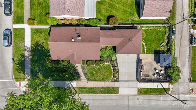 3201 Kemman Avenue, Brookfield, IL 60513