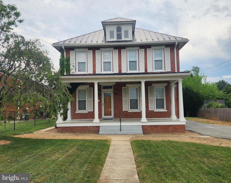 719 NATIONAL AVE, Winchester, VA 22601