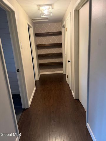 5 W 4th Avenue, Johnstown, NY 12095