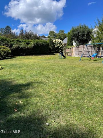 5 W 4th Avenue, Johnstown, NY 12095