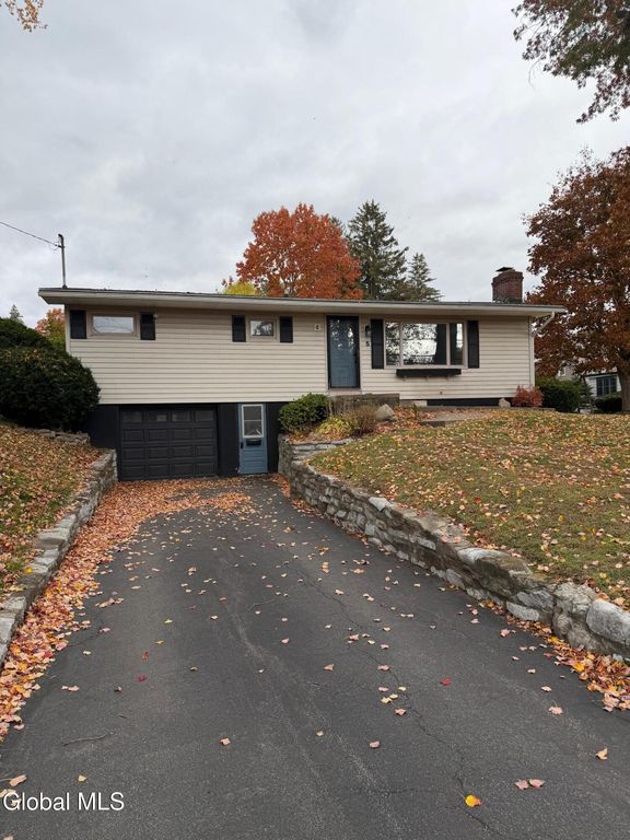 5 W 4th Avenue, Johnstown, NY 12095