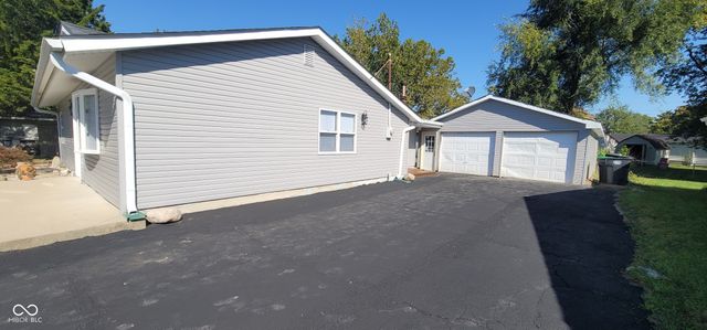 539 Delbrook Drive, New Whiteland, IN 46184