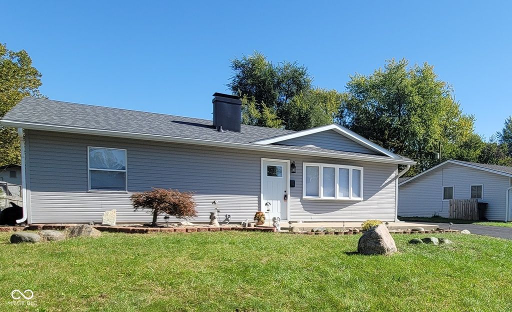 539 Delbrook Drive, New Whiteland, IN 46184
