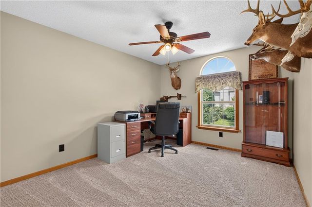 212 SE Bingham Drive, Lee's Summit, MO 64063