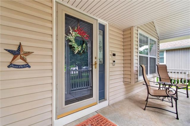 212 SE Bingham Drive, Lee's Summit, MO 64063