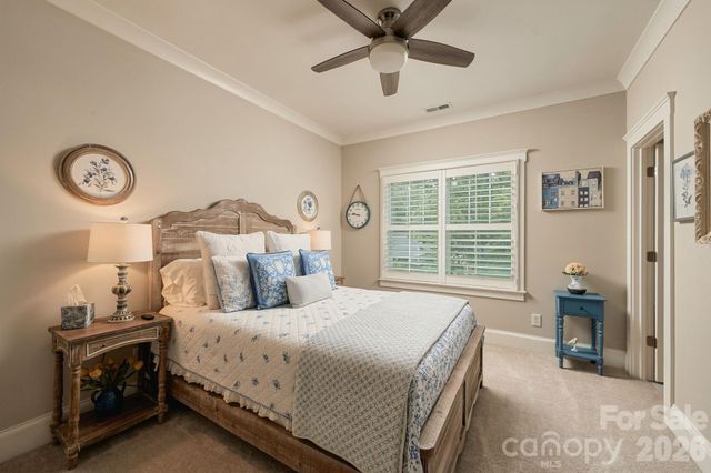 3135 E Ford Road, Charlotte, NC 28205