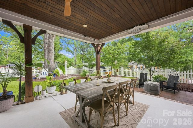 3135 E Ford Road, Charlotte, NC 28205
