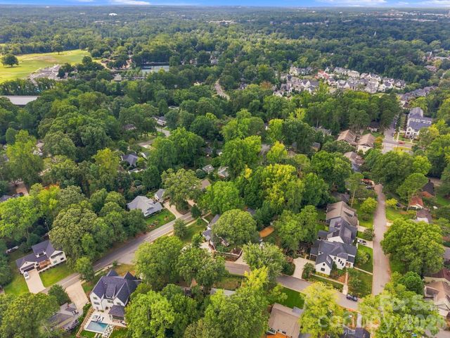 3135 E Ford Road, Charlotte, NC 28205