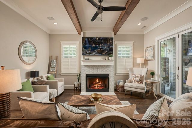 3135 E Ford Road, Charlotte, NC 28205