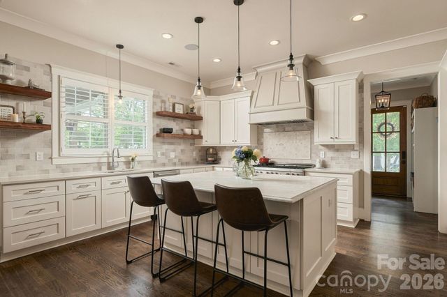 3135 E Ford Road, Charlotte, NC 28205