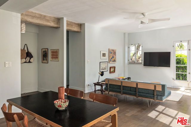 109 N Sycamore Avenue 102, Los Angeles, CA 90036