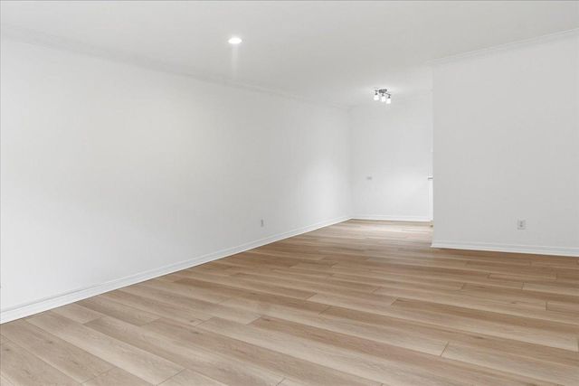 821 Douglas Avenue 104, Minneapolis, MN 55403