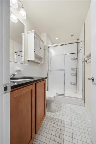 821 Douglas Avenue 104, Minneapolis, MN 55403