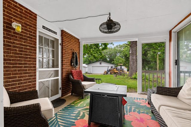 150 Jim Linegar Lane, Branson West, MO 65737