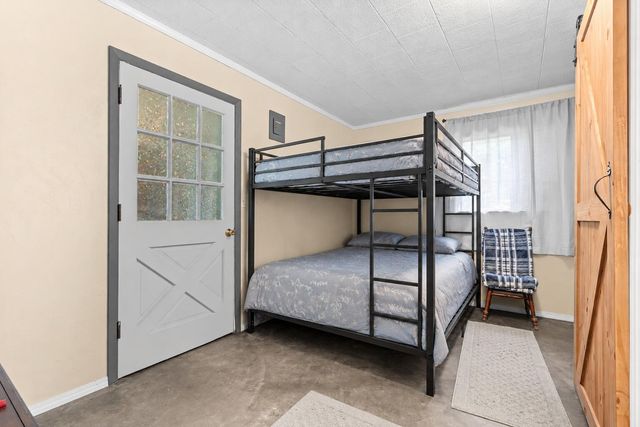 150 Jim Linegar Lane, Branson West, MO 65737