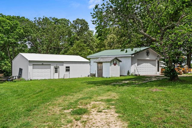 150 Jim Linegar Lane, Branson West, MO 65737