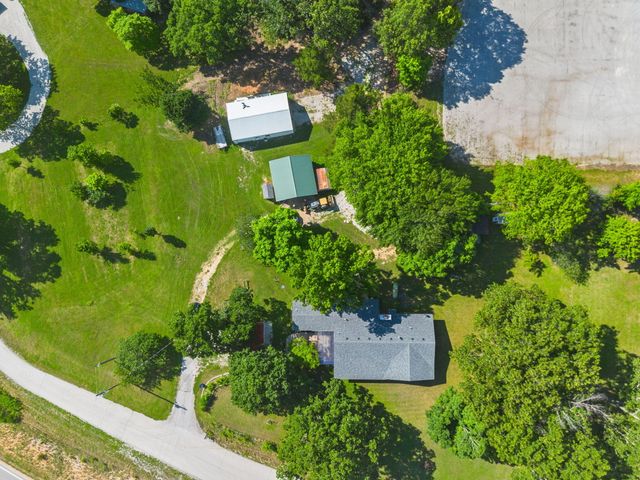150 Jim Linegar Lane, Branson West, MO 65737