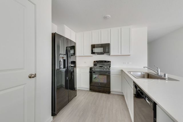 14068 Ladbroke Street, Pilot Point, TX 76258