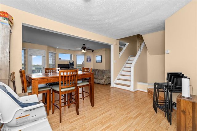 63 Waters Edge CIR, Hampton, VA 23669