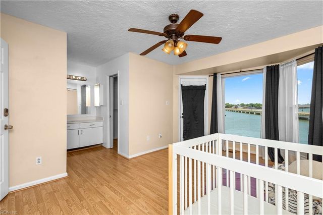 63 Waters Edge CIR, Hampton, VA 23669