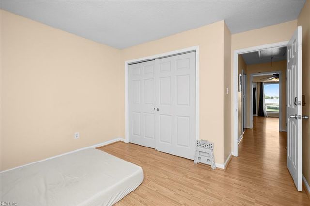 63 Waters Edge CIR, Hampton, VA 23669