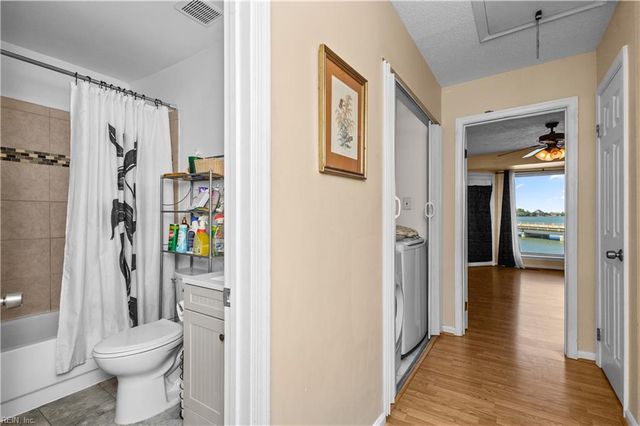 63 Waters Edge CIR, Hampton, VA 23669
