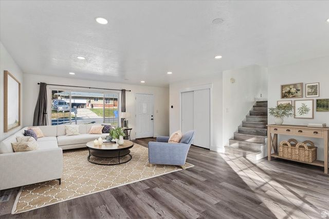 991 E 3150 N, North Ogden, UT 84414