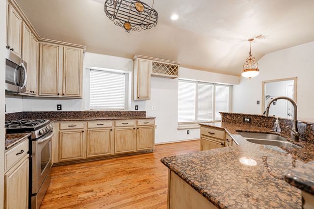 1875 Crestlake Drive, Rockwall, TX 75087