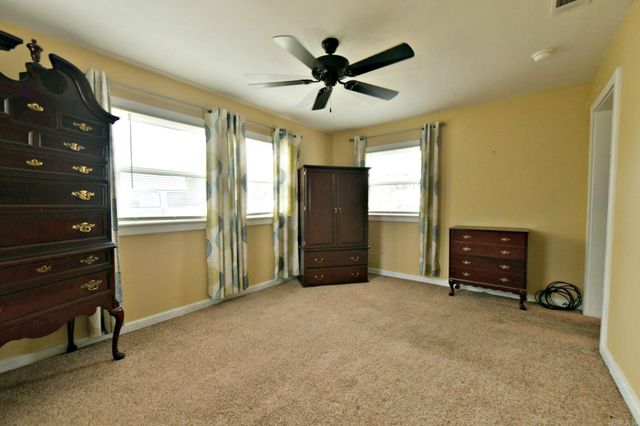 1311 Reeves Ave, Mena, AR 71953