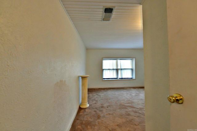 1311 Reeves Ave, Mena, AR 71953