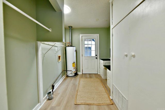 1311 Reeves Ave, Mena, AR 71953