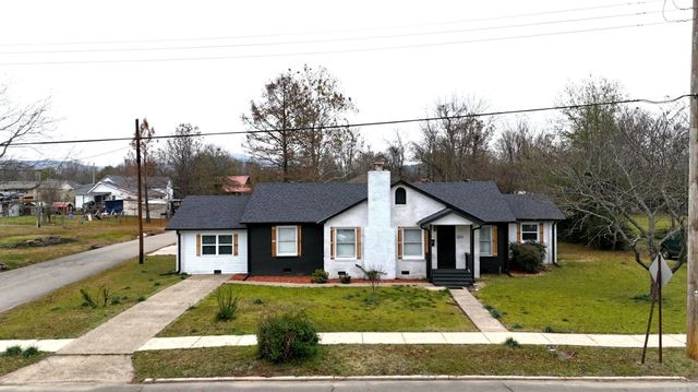 1311 Reeves Ave, Mena, AR 71953