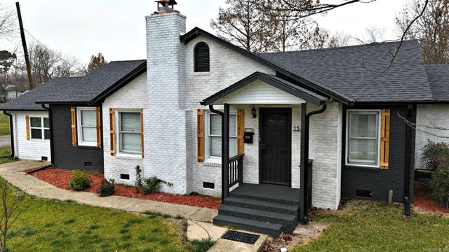 1311 Reeves Ave, Mena, AR 71953