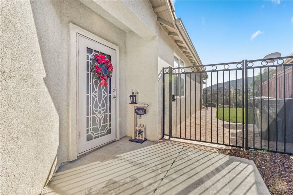 Image 4 of property listing at 8731 Mann Lane, Hemet, CA 92545