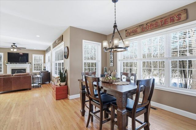 59 Post Road, Hooksett, NH 03106