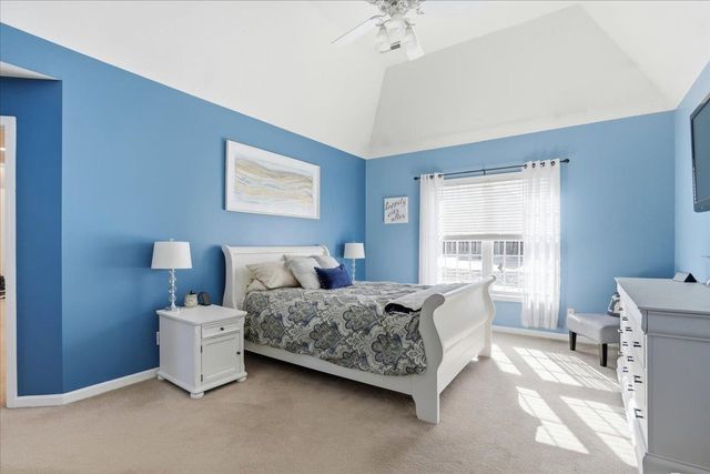 59 Post Road, Hooksett, NH 03106