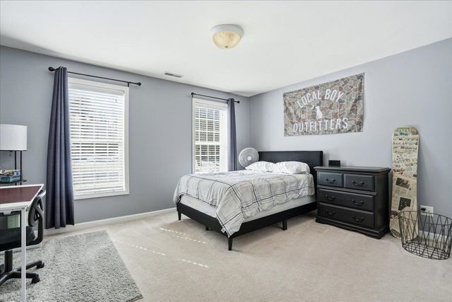 59 Post Road, Hooksett, NH 03106