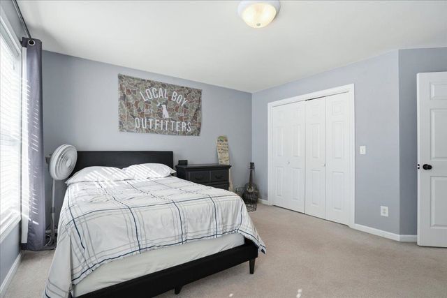 59 Post Road, Hooksett, NH 03106