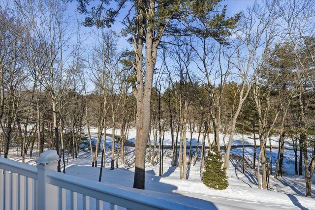 59 Post Road, Hooksett, NH 03106