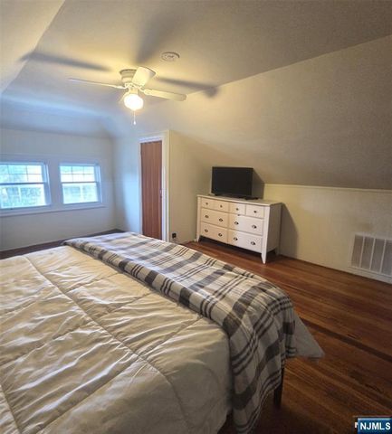 7-20 Fern Street, Fair Lawn, NJ 07410