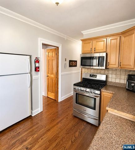 7-20 Fern Street, Fair Lawn, NJ 07410