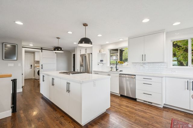 1876 S 2600 E, Salt Lake City, UT 84108