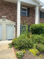 2330 Bay Meadows Court, Clemmons, NC 27103