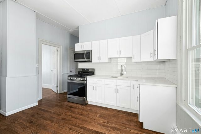 57 Milne Street, Bridgeport, CT 06605