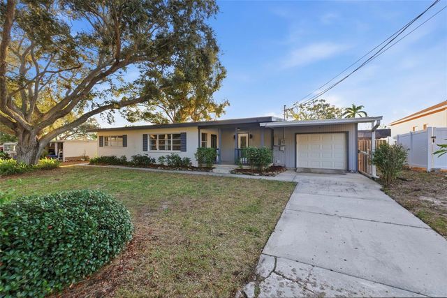 7198 121ST WAY, Seminole, FL 33772