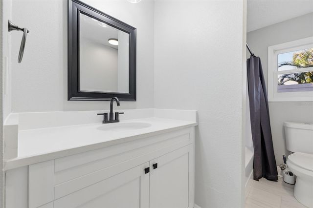 7198 121ST WAY, Seminole, FL 33772