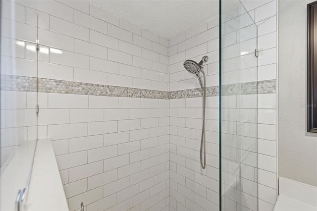 7198 121ST WAY, Seminole, FL 33772