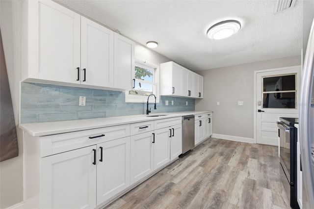 7198 121ST WAY, Seminole, FL 33772