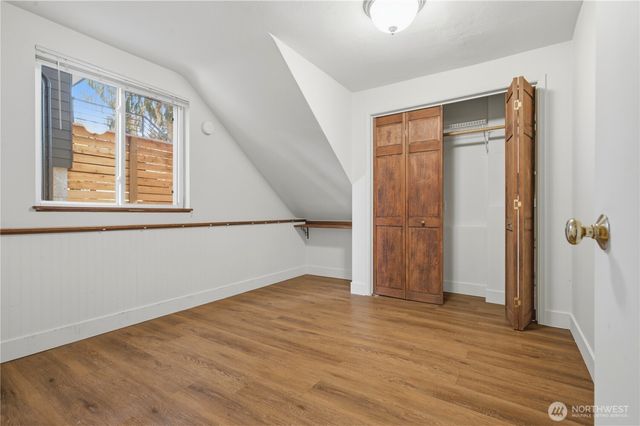 1 Dravus Street, Seattle, WA 98109